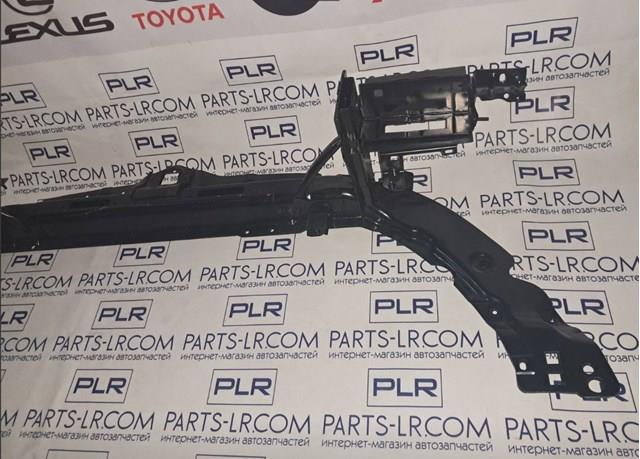 Рамка радіатора верхня Land Rover LR075398 ціна, від 259.98 USD