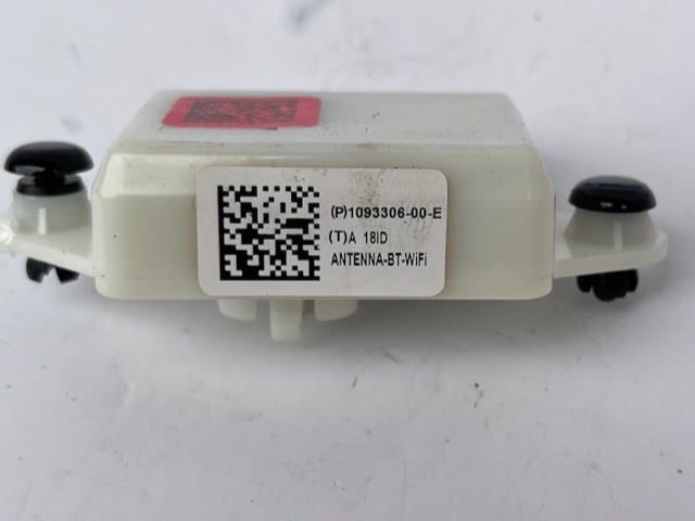 Купити 109330600E Tesla 