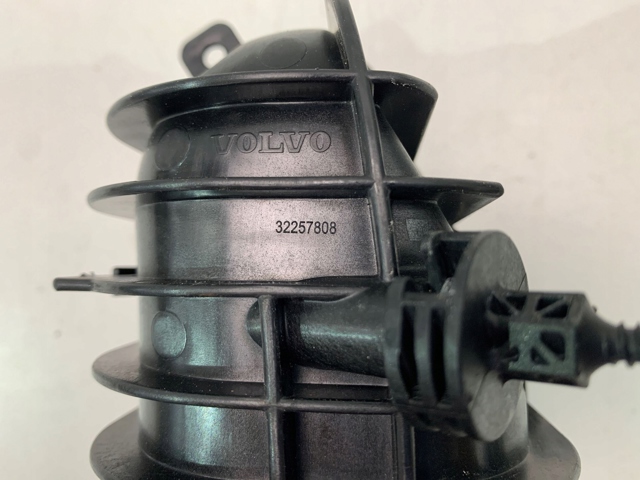 32257808 Volvo Колектор впускний