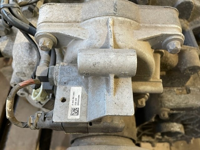 A0032605663 Mercedes Циліндр перемикання передач КПП