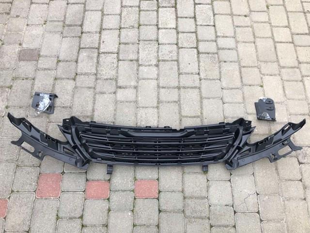 Купити 1610745180 Peugeot/Citroen Захисна решітка радіатора