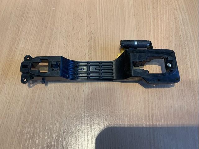  Suzuki 8283163J40 ціна, від 12.67 USD