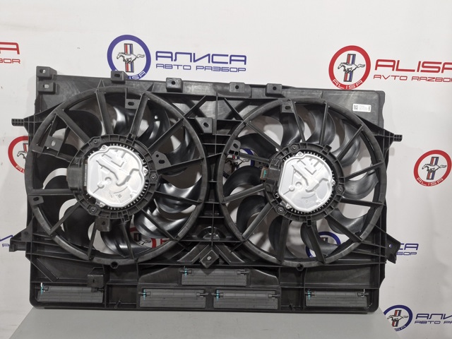 Купити 214816RR0B Nissan/Infiniti Дифузор радіатора охолодження, в зборі з двигуном і крильчаткою