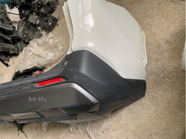 Кожух бампера заднього Toyota 5215942230 ціна, від 27.78 USD