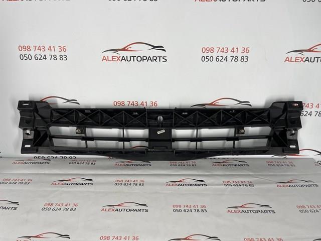 FP5615930 FPS Кронштейн решітки радіатора