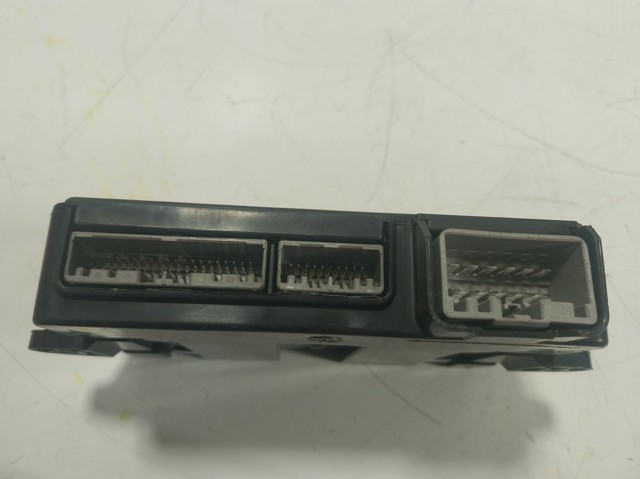 Купити J9C16073 Jaguar 