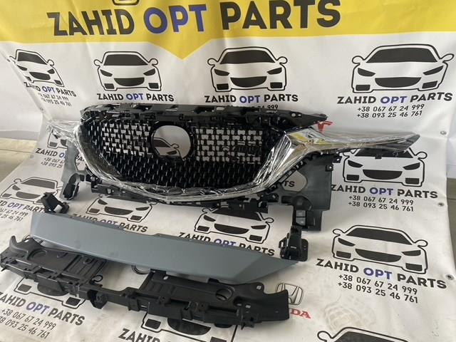 GBVG50719 Mazda Решітка радіатора