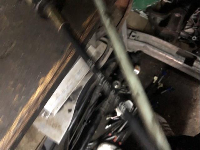 Трос перемикання передач, здвоєний General Motors 90578381 ціна, від 71.31 USD