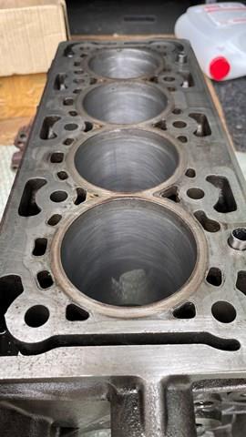 GK2Q6015BB Ford 