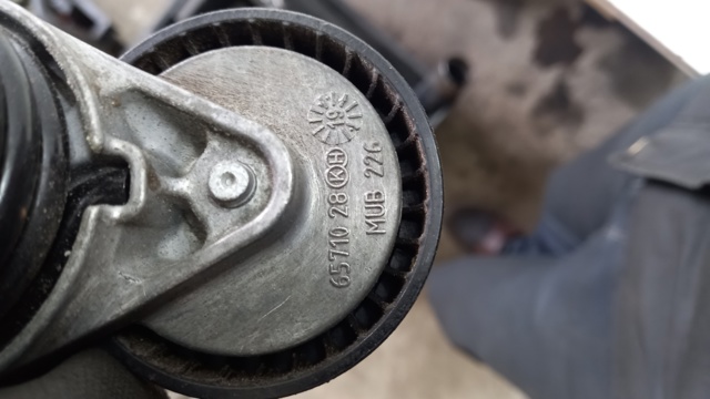 Натягувач приводного ременя Renault (RVI) 117506193R ціна, від 40.94 USD