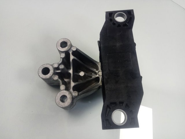 Купити 112847590R Renault (RVI) 