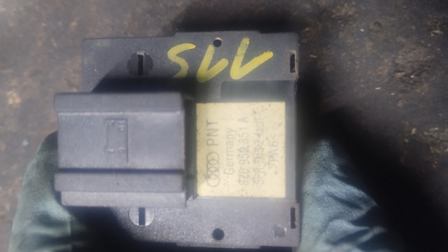  8Z0959851A VAG