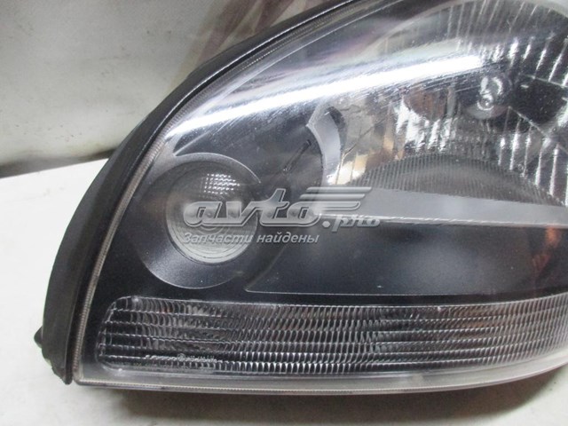 921012E000 Hyundai/Kia Фари
