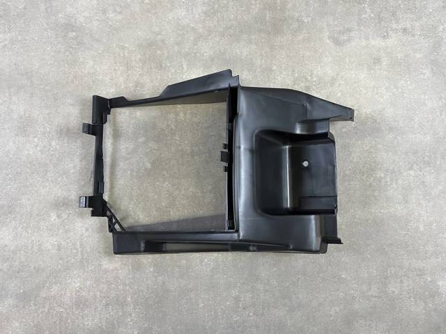 Дефлектор переднього бампера, лівий Land Rover CPLA8C465AC ціна, від 74.98 USD