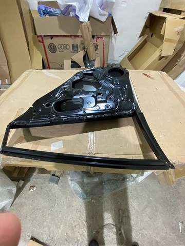 Купити 6700347211 Toyota Двері задні, праві
