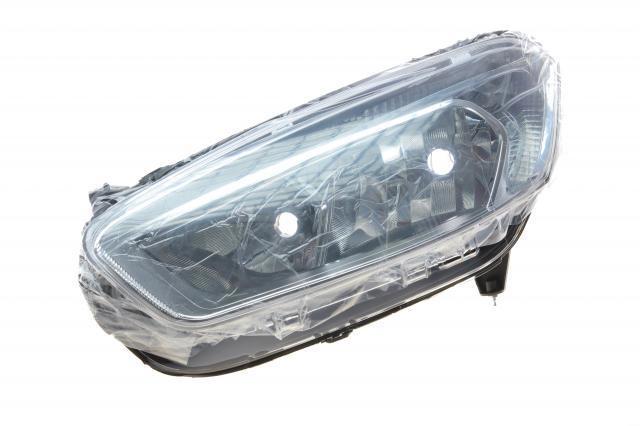 Фари Autotechteile 5030406 ціна, від 92.44 USD