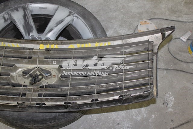 Купити 623101LL2A Nissan/Infiniti Захисна решітка радіатора