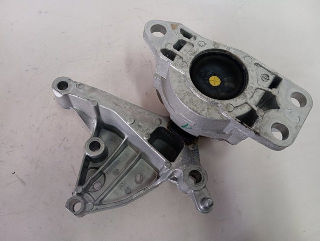  Renault (RVI) 112106021R ціна, від 276.21 USD