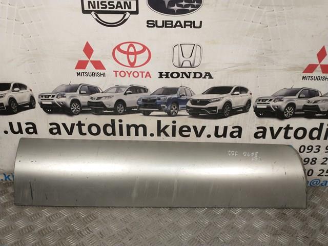 91112SA330 Subaru Накладка передніх лівих дверей