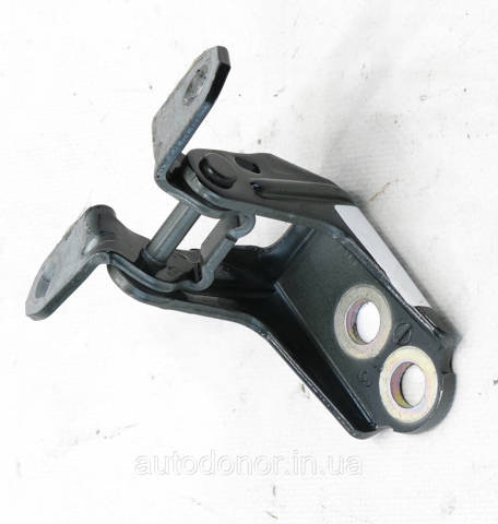 Купити 804016RA0A Nissan/Infiniti Петля передніх дверей, правих