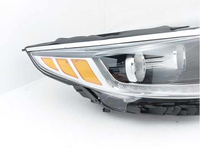 92102D5040 Hyundai/Kia Основна фара - вставка