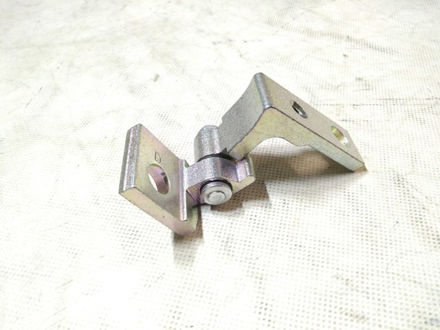 51931795 Fiat/Alfa/Lancia Петля передніх дверей, лівою