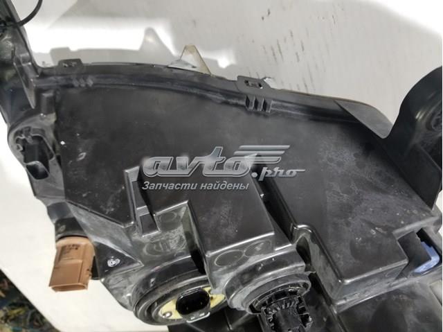 Фара Chrysler 68110997AE