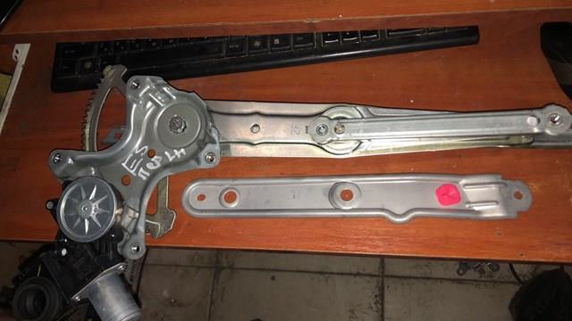 Купити 8572033350 Toyota Двигун склопідіймача двері передньої, лівої