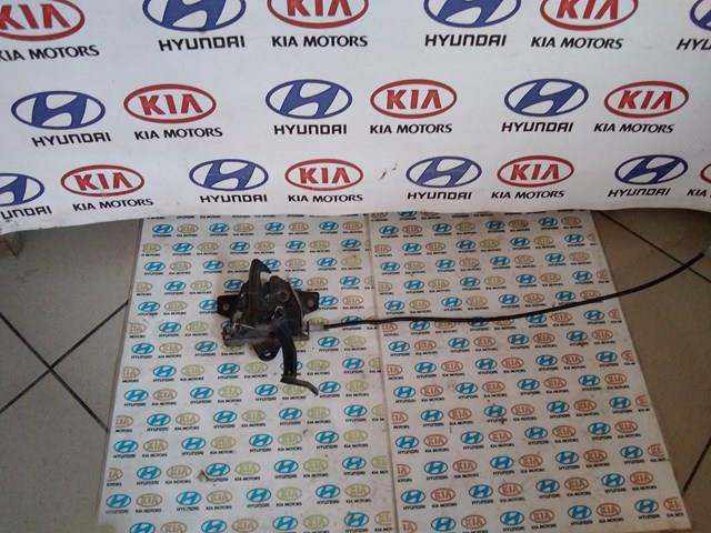 Замок кришки капота Hyundai Tucson I