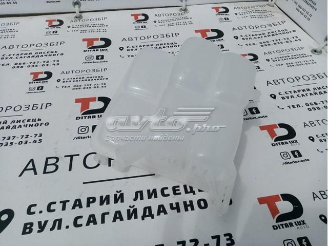 Бачок системи охолодження двигуна розширювальний Signeda PFDB1004A ціна, від 12.34 USD