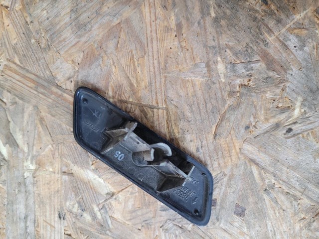 Накладка форсунки омивача фари передньої Tqparts TQ25151 ціна, від 13.74 USD