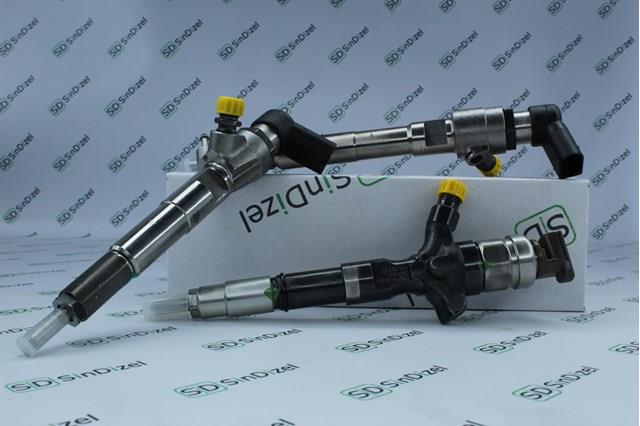 Паливні форсунки 0445110749 Bosch