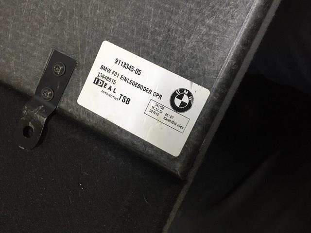 9113345 BMW Задній килимок в багажник