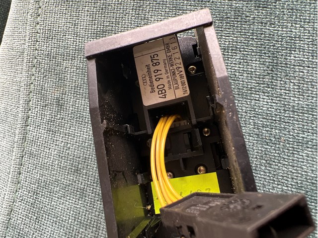  VAG 4B0919875