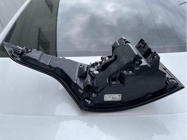LR116469 Land Rover Ліхтар задній правий