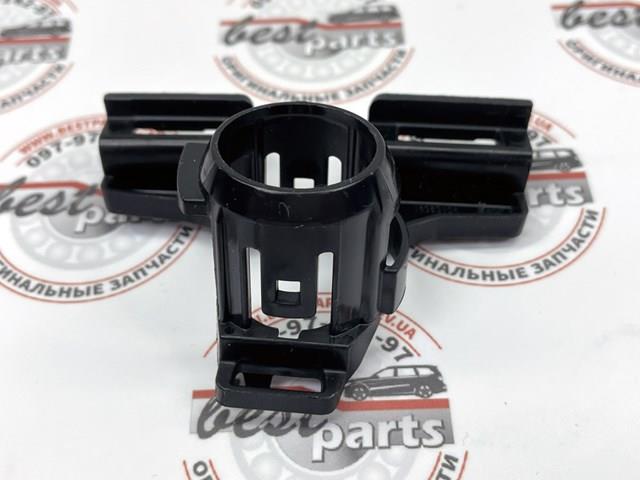  Mercedes A167885470764 ціна, від 17.69 USD