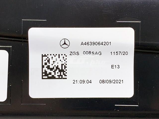  Mercedes A4639064201