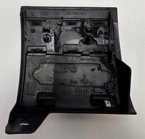 Молдинг переднього правого крила Land Rover LR123092 ціна, від 73.46 USD