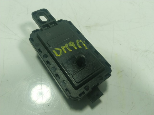 931908102 BMW 