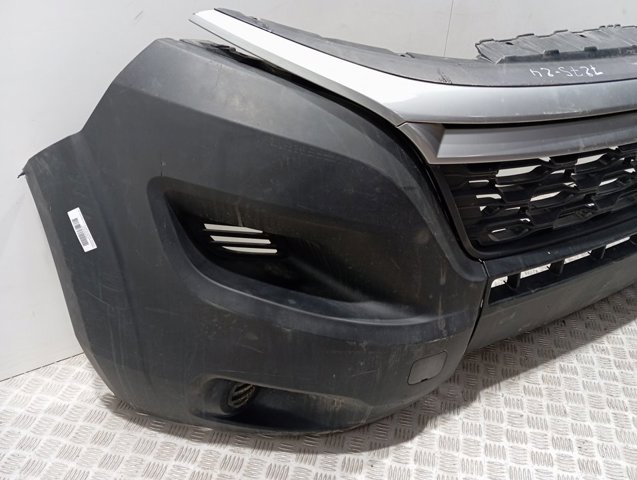 Купити 1637293680 Peugeot/Citroen Бампер передній, центральна частина