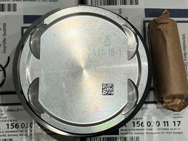 Поршень в комплекті на 1 циліндр, STD A1560301117 Mercedes