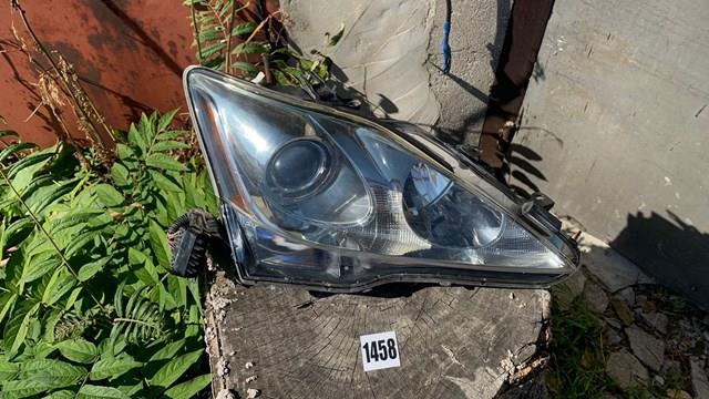 Купити 8114053240 Toyota Права блок фара