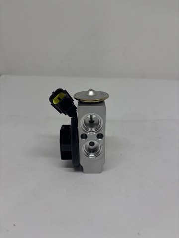 Клапан TRV, кондиціонера Tesla 600848100A ціна, від 12.67 USD