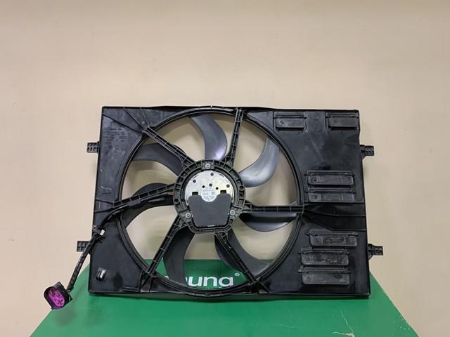 Дифузор (кожух) радіатора охолодження VAG 5Q0121207AC