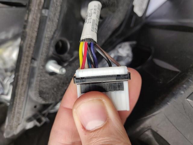 Дзеркало праве 87620C2520 Hyundai/Kia