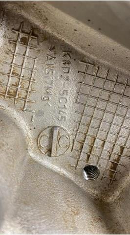 LR138616 Land Rover Передня балка