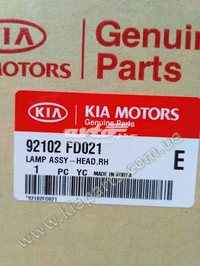  Фара права KIA Joice 