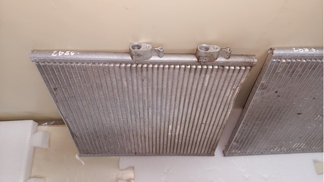 Радіатор кондиціонера 9J1260403A VAG