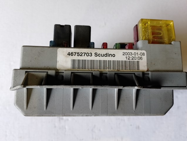Коробка запобіжників Fiat/Alfa/Lancia 46752703 ціна, від 13.94 USD