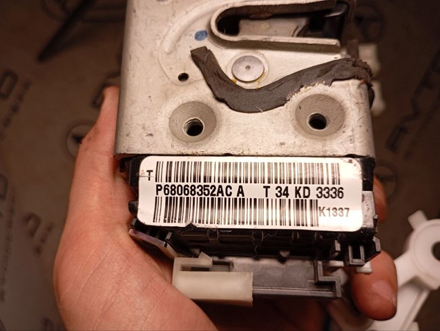  68068353AB Chrysler